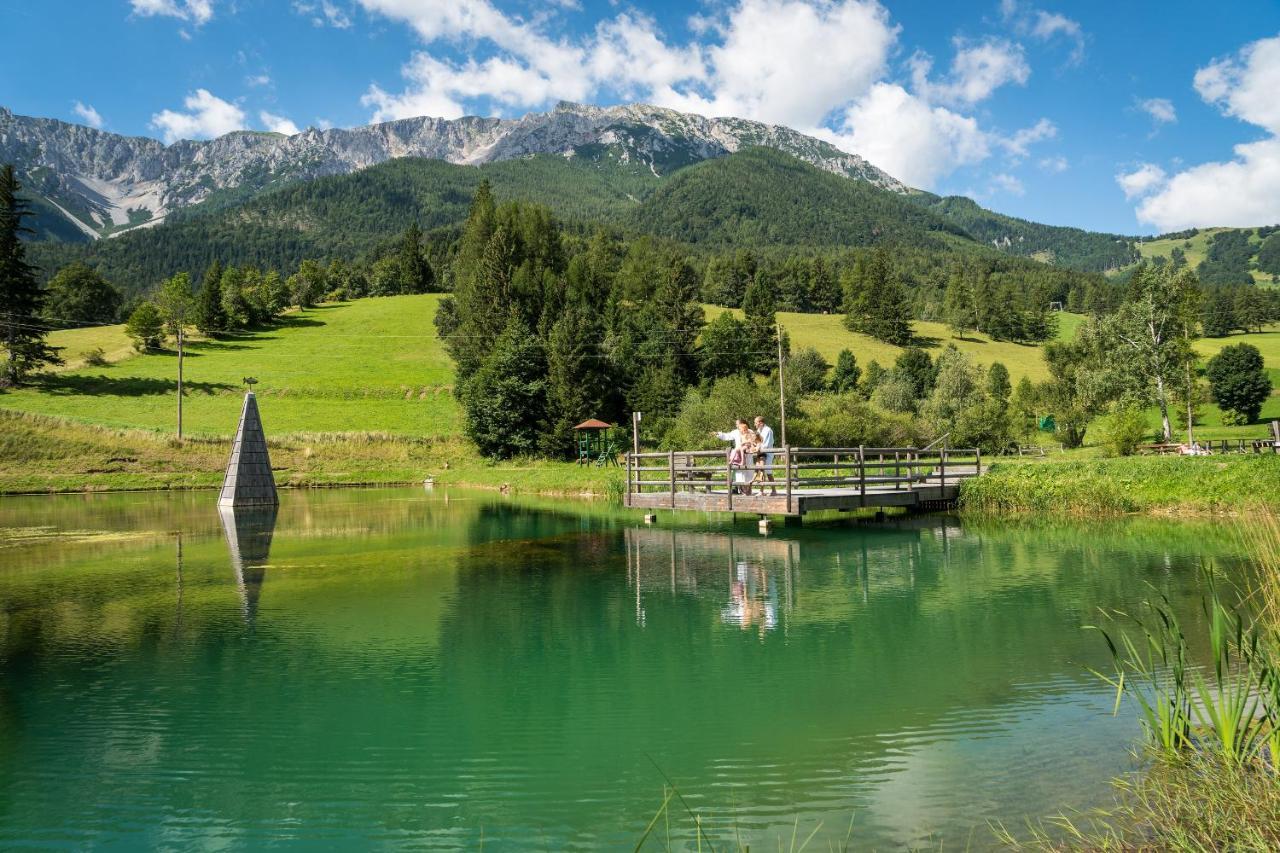 Hotel-Restaurant Forellenhof Puchberg am Schneeberg Bagian luar foto